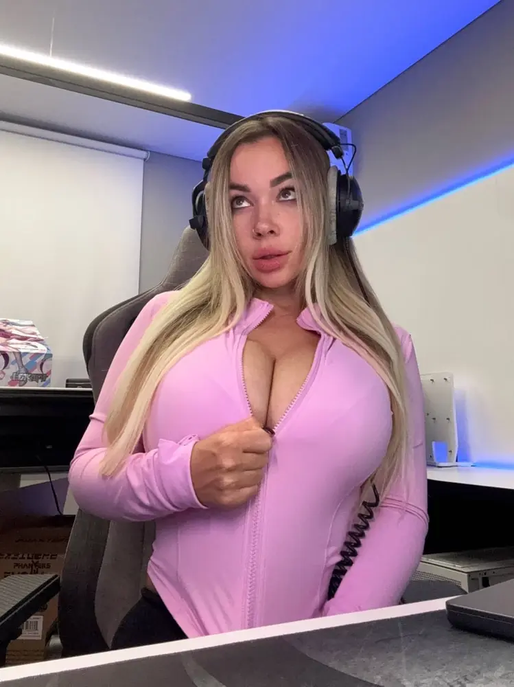Анна Костенко