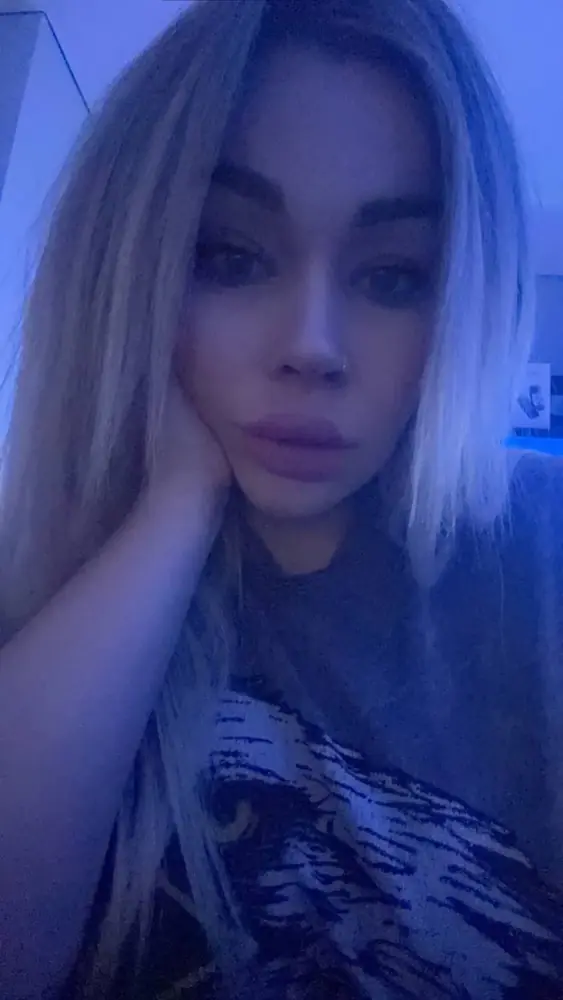 Анна Костенко