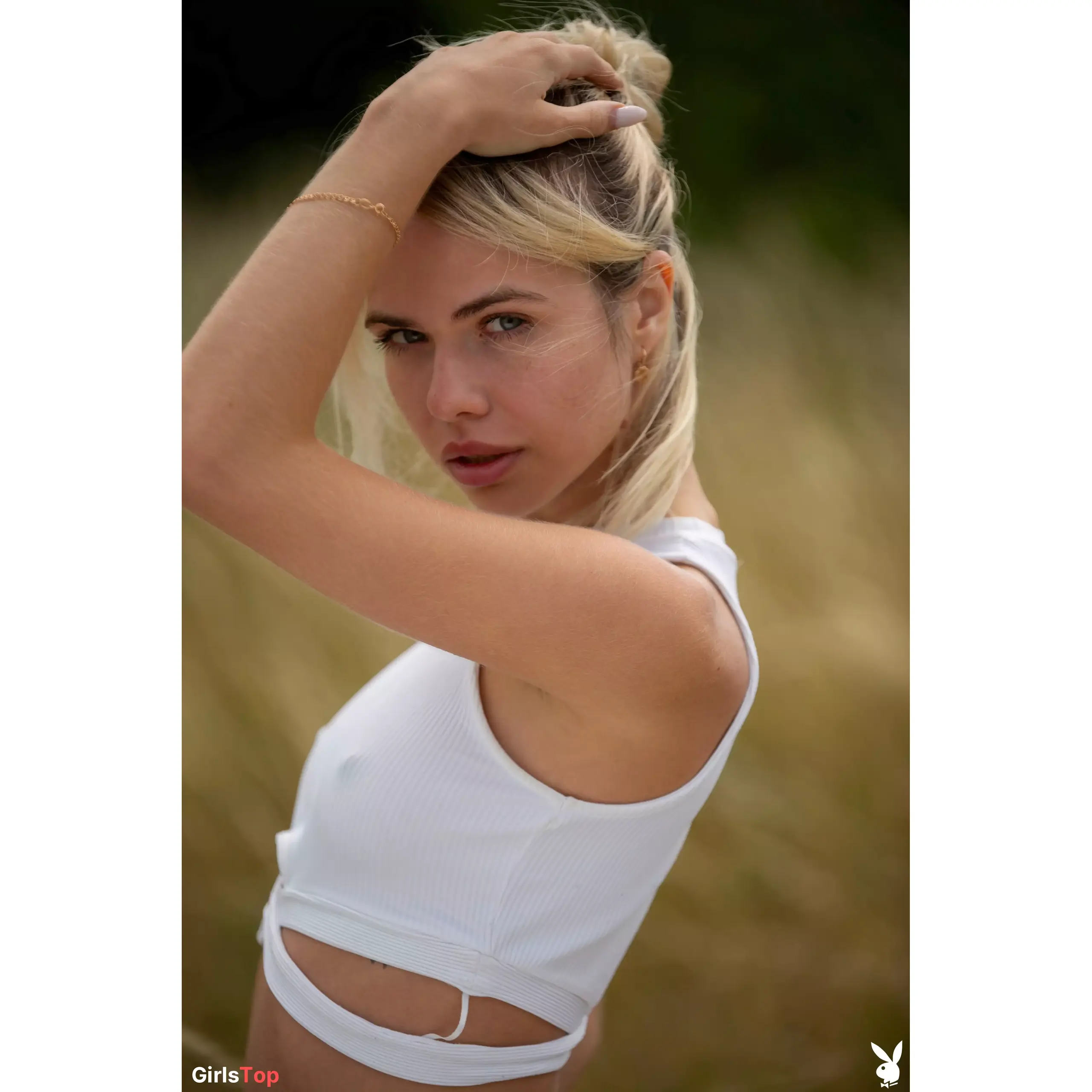 Александра Смелова