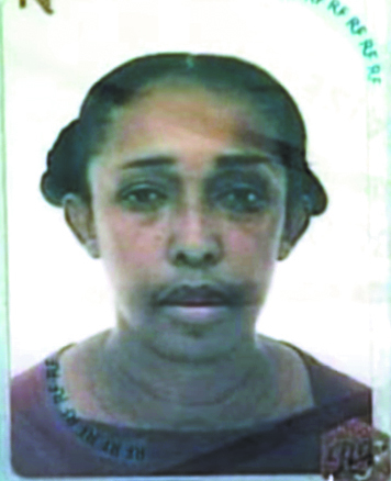 Мама Байи Бакари Азиза Абуда. Фото Скриншот Youtube/VOA News