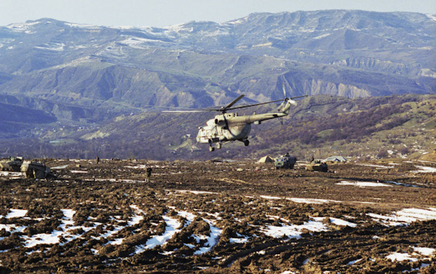 Боевые действия на территории Чеченской Республики, 2000 год. Фото РИА Новости