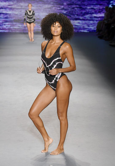 Показ дизайнера Наташи Тоник. Фото Getty