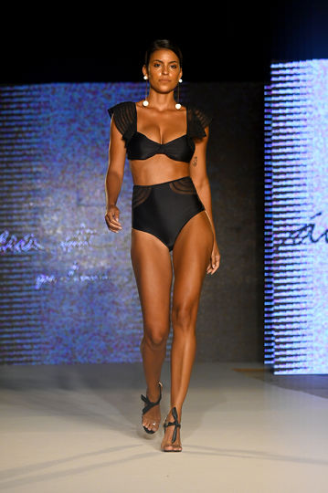 Показ бренда Agua De Coco. Фото Getty