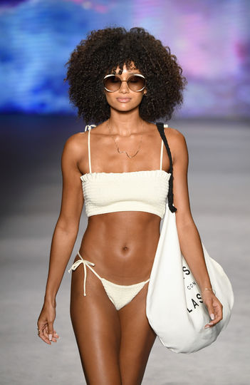 Показ дизайнера Наташи Тоник. Фото Getty