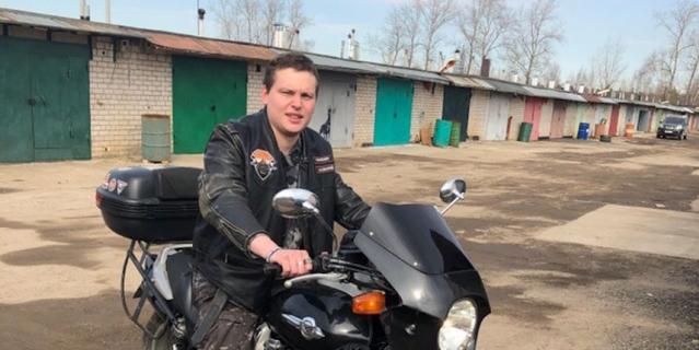 Дмитрий Бурченков. Казначей мотоклуба "Горизонт".