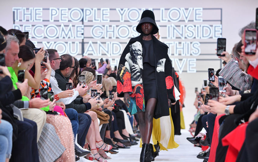 Показ Valentino. Фото Getty