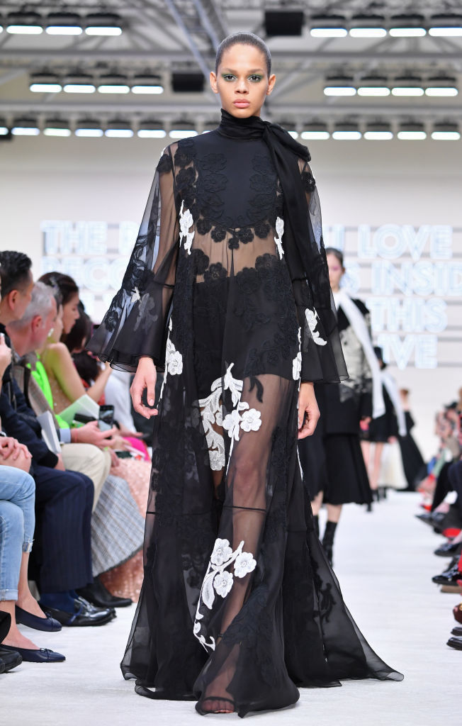 Показ Valentino. Фото Getty