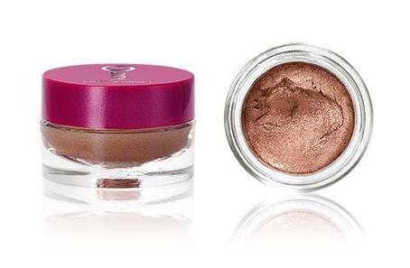 6. Oriflame the one cream eye shadow rose gold.
