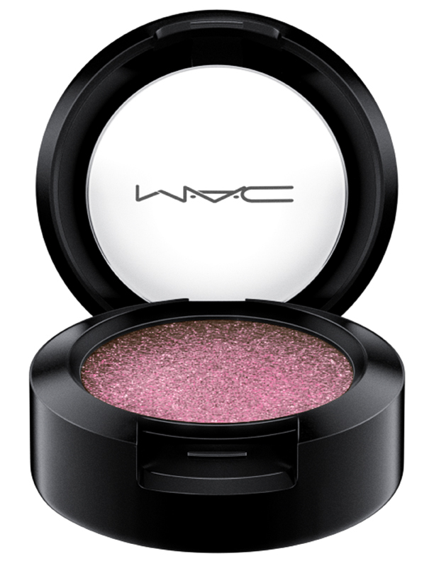 2. MAC Dazzleshadow Fard a paupieres. Фото Предоставлено организаторами