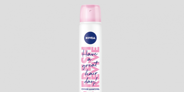 Сухой шампунь NIVEA 3в1 Fresh Revive.