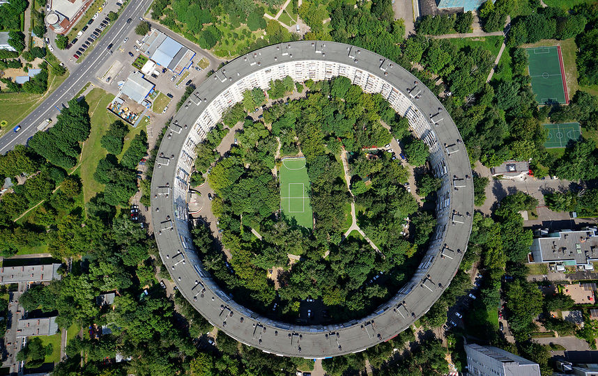 Дом на Нежинской улице. Фото stroi.mos.ru, Михаил Колобаев