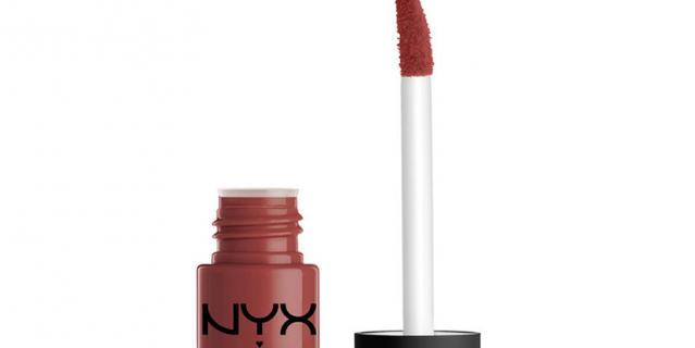 Жидкая помада NYX soft matte lip cream rome.