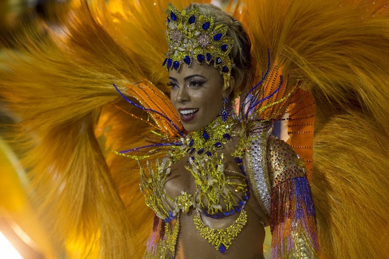 Участница карнавала в Рио-де-Жанейро. Фото AFP