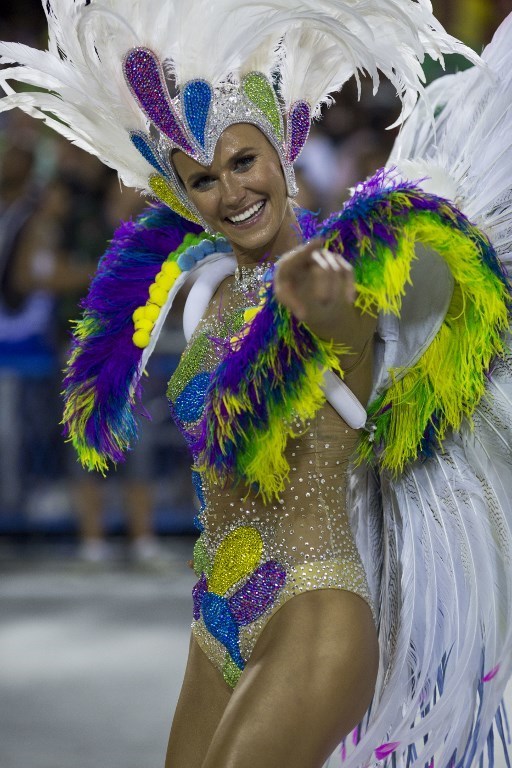 Участница карнавала в Рио-де-Жанейро. Фото AFP