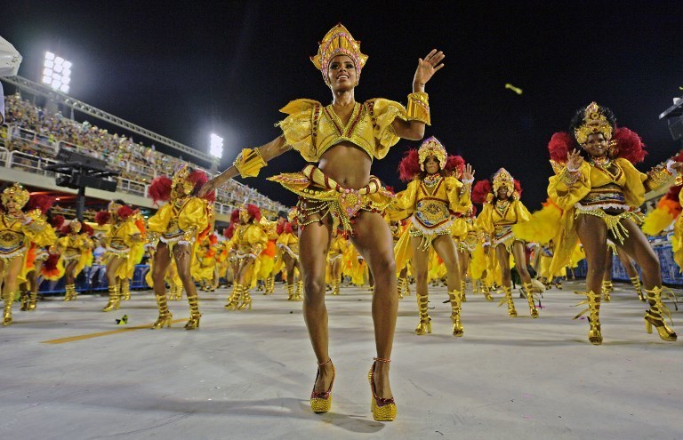 Фото: Знойные бразильянки на карнавале в Рио-де-Жанейро