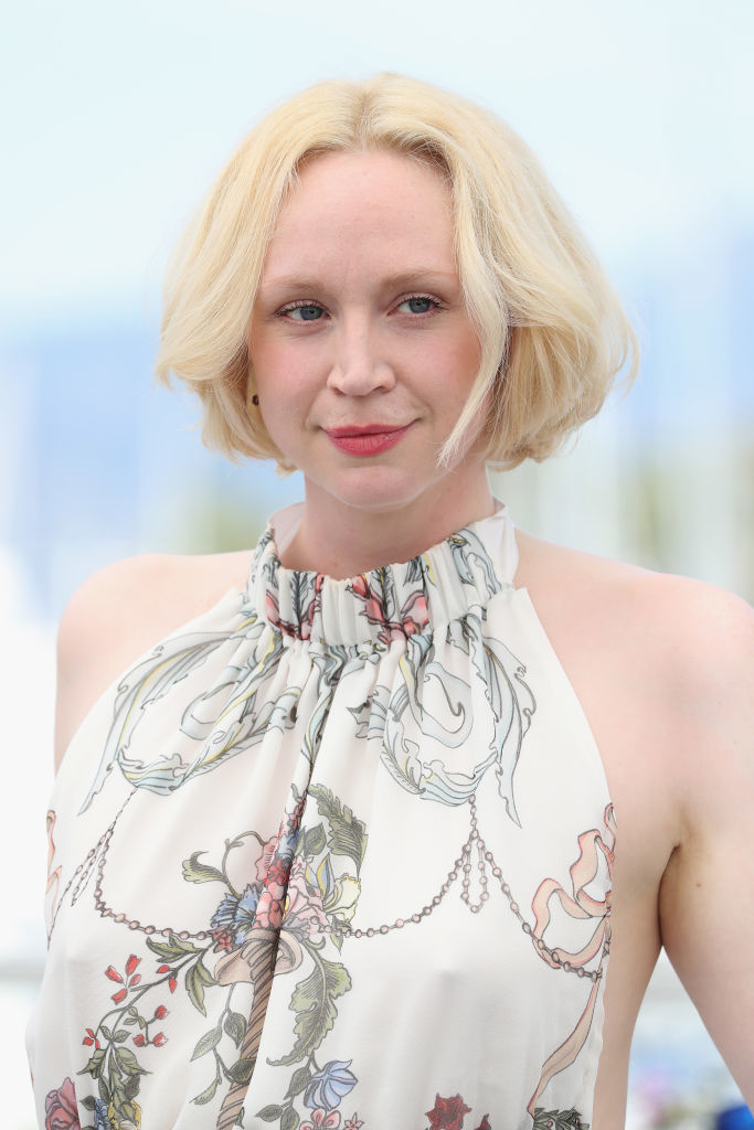 Актриса из "Игры престолов" великанша Гвендолин Кристи покорила Канны. Фото Getty