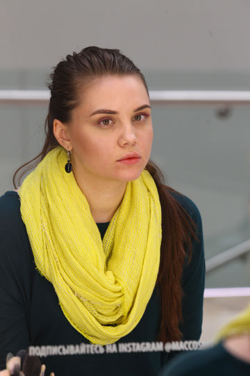 Фиолетовые ресницы без стрелок выглядели особенно грустно. Фото Василий Кузьмичёнок