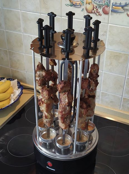 В электрошашлычнице мясо можно приготовить а 15-30 минут. Фото Instagram @davyjones_88