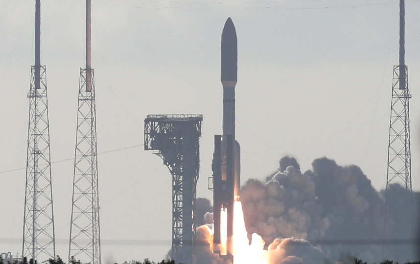 Марсоход размером с автомобиль оснащён научными приборами, предназначенных для обнаружения возможных следов жизни. Фото AFP