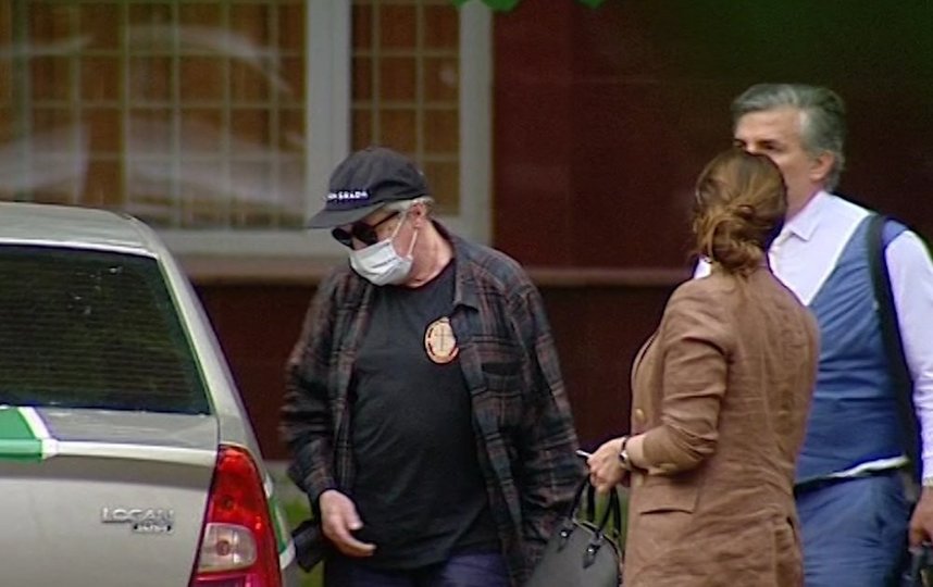 Адвокат Михаила Ефремова прокомментировал версию об эпилепсии артиста