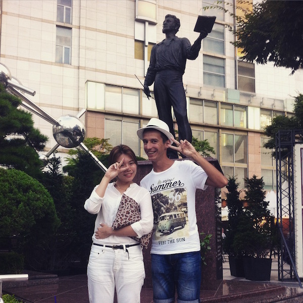 Путешествуя по Южной Корее, обнаружили памятник Пушкину в центре Сеула, на одной из главных улиц! И там знают про Александра Сергеевича. Фото Иван Булах.