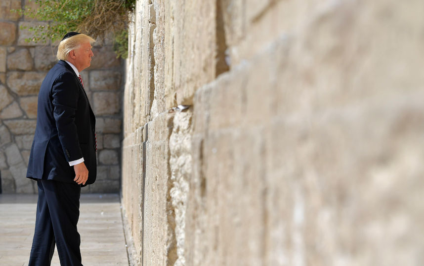 Дональд Трамп посетил Стену Плача в Иерусалиме. Фото AFP