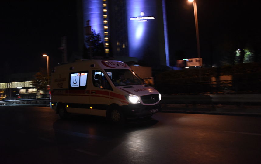 В Турции рядом с полицейским автобусом прогремел взрыв