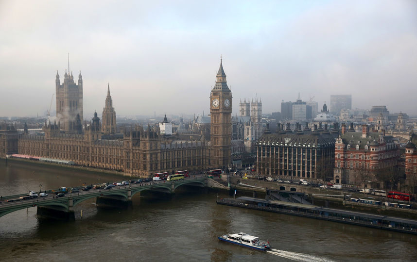 У здания парламента Великобритании произошла стрельба