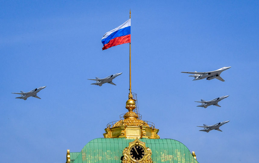 Пролёт авиации перед парадом Победы. Фото AFP