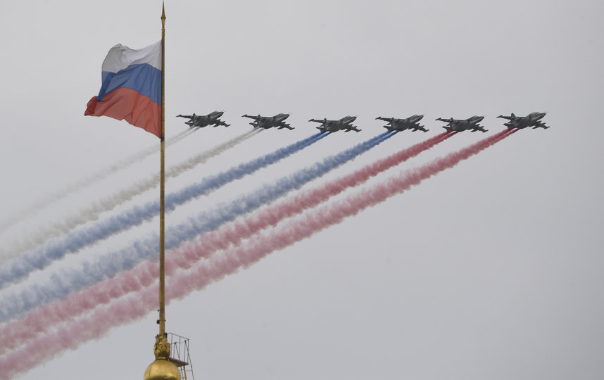 Пролёт авиации над Москвой в честь Дня Победы. Фото AFP