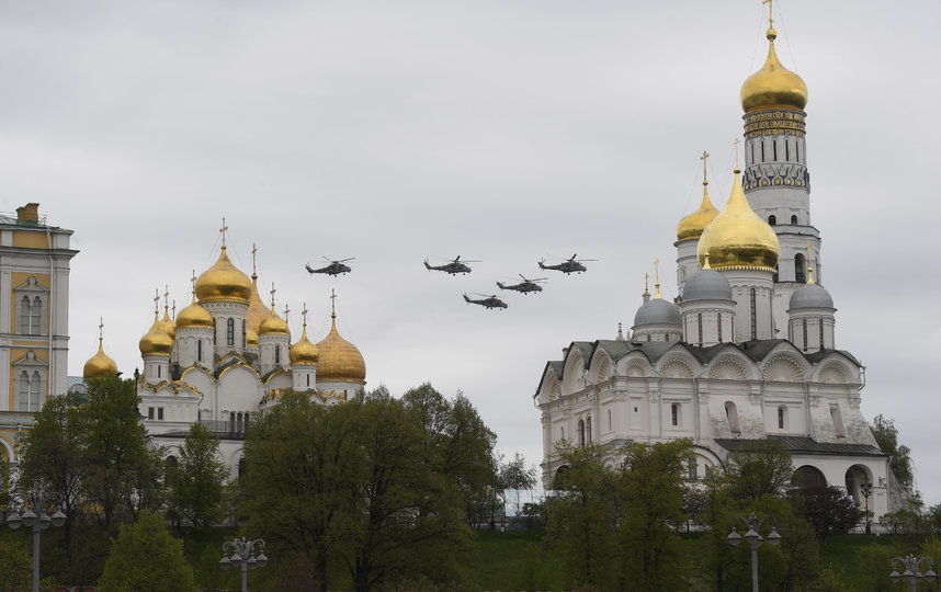 Пролёт авиации над Москвой в честь Дня Победы. Фото AFP