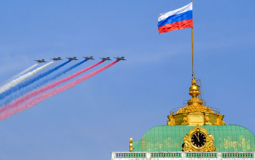 Пролёт авиации перед парадом Победы. Фото AFP