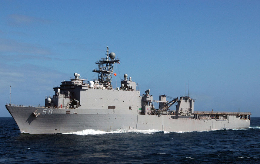 Десантный корабль США вошёл в Чёрное море