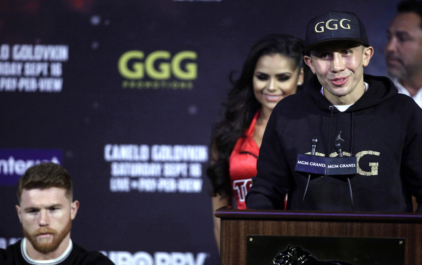 Геннадий Головкин перед боем с Саулем Альваресом. Фото AFP