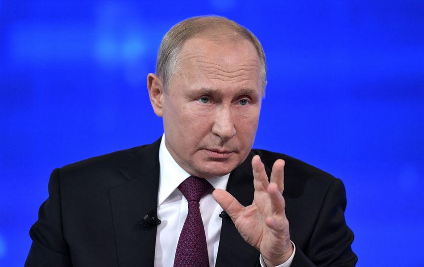 Путин прокомментировал резонансное дело журналиста Голунова на "Прямой линии"