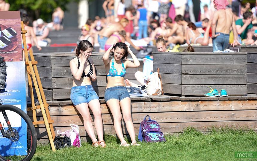 Август 2018 года войдёт в число самых тёплых августов в истории Москвы. Фото Василий Кузьмичёнок