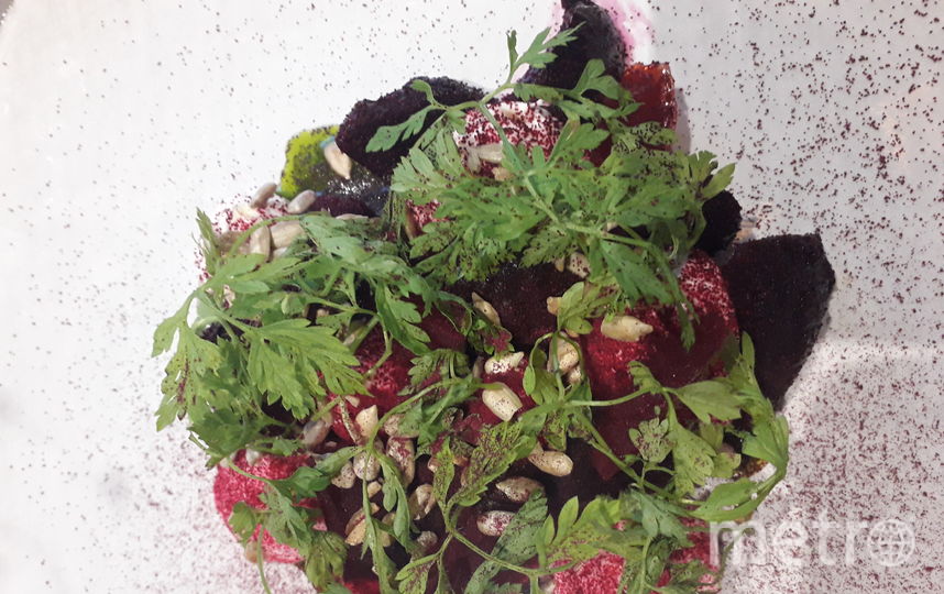 Салат "Печёная свекла". Фото Мария Позина, "Metro"