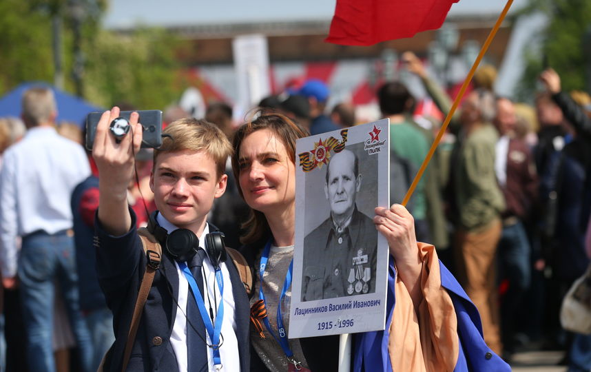 Шествие "Бессмертного полка" в Москве. Фото Василий Кузьмичёнок