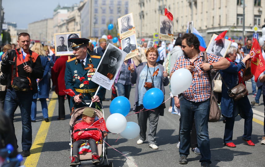 Шествие "Бессмертного полка" в Москве. Фото Василий Кузьмичёнок