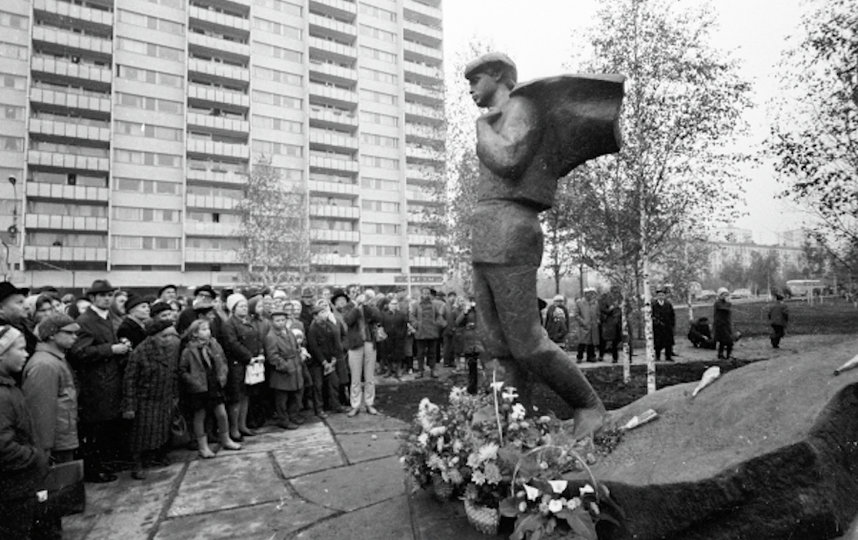 Депутат МГД Герасимов: Москва отреставрирует памятник Есенину в Кузьминках