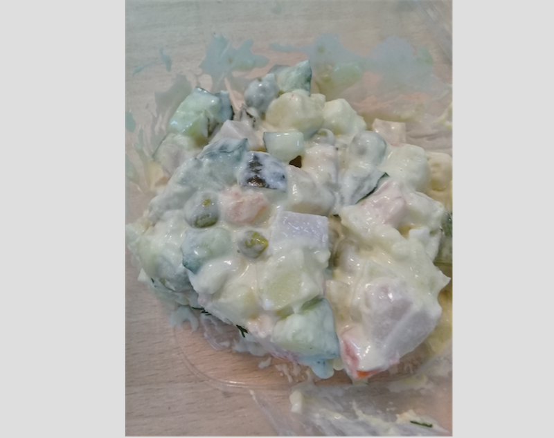 Оливье с ветчиной. Фото Мария Позина, "Metro"