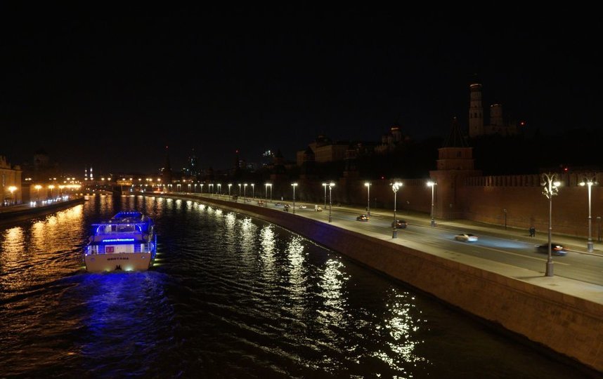 Депутат МГД Игорь Бускин рассказал о пользе акции "Час Земли"