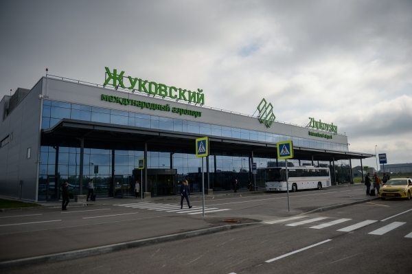 ЧП в подмосковном "Жуковском": столкнулись два самолёта