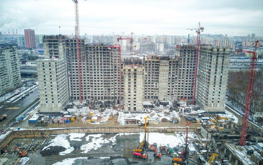 Депутат Мосгордумы Титов отметил высокую скорость достройки проблемного дома на 229 квартир в ЗелАО
