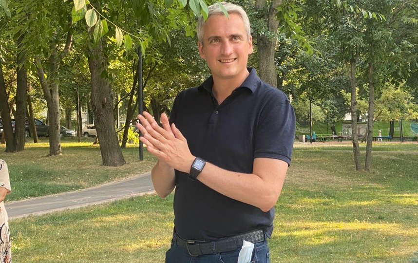 Евгений Нифантьев предлагает школам установить экобоксы для сбора батареек