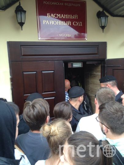 Деятели культуры просят освободить Кирилла Серебренникова под их поручительство. Фото Василий Кузьмичёнок, "Metro"