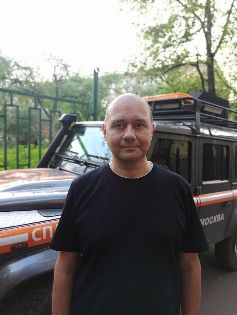 Координатор "ЛизаАлерт" Олег Леонов намерен проверить безопасность московских школ