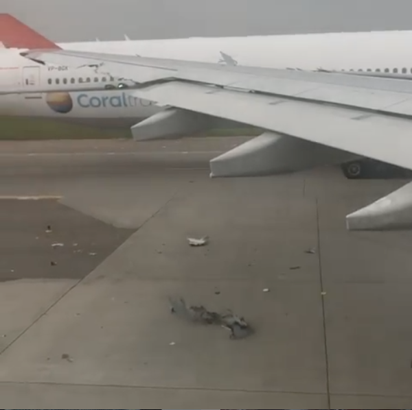 Два самолёта столкнулись в аэропорту "Шереметьево"