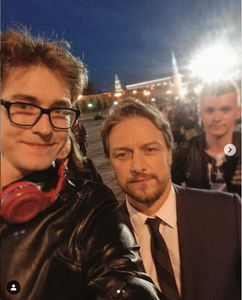 Джеймс Макэвой с фанатами в Москве. Фото скриншот instagram.com/playinwitme.1/?hl=ru
