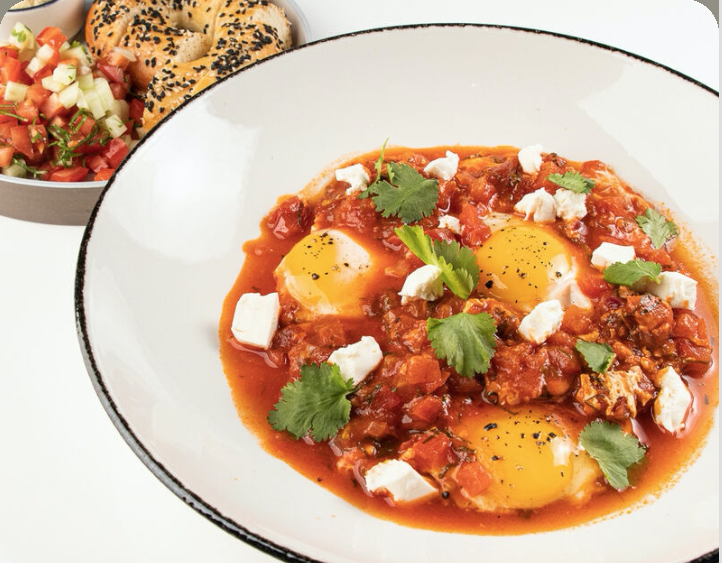 Ожидание: Израильский завтрак. Фото скриншоты  с приложения служб доставок